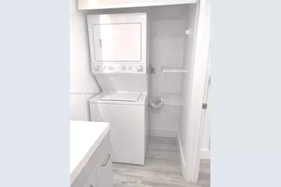 540 Brickell Key Dr #414, Miami, FL 33131 - Photo 21