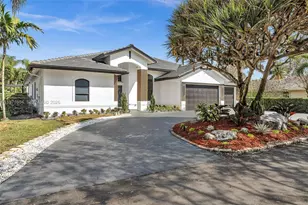 12555 SW 34th Pl, Davie, FL 33330 - Photo 5