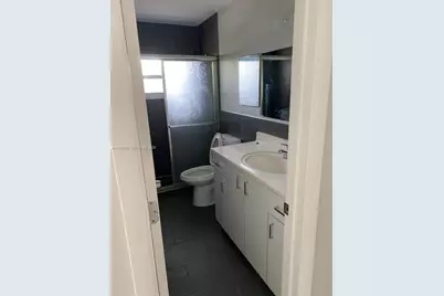 35 NE 13th St #1-2, Fort Lauderdale, FL 33304 - Photo 7