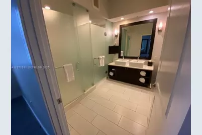 5300 NW 87th Ave #316, Doral, FL 33178 - Photo 37