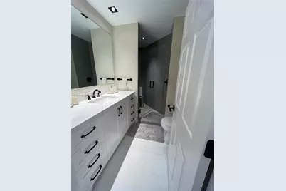 3900 Island Blvd #B308, Aventura, FL 33160 - Photo 13