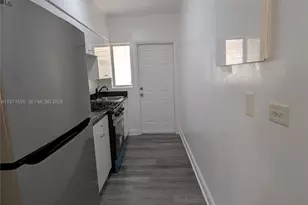 7805 Crespi Blvd, Miami Beach, FL 33141 - Photo 11