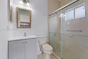 704 SE 14th Pl, Homestead, FL 33033 - Photo 29