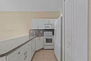 704 SE 14th Pl, Homestead, FL 33033 - Photo 21