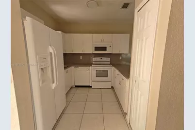 6756 NW 182nd St #101, Hialeah, FL 33015 - Photo 5