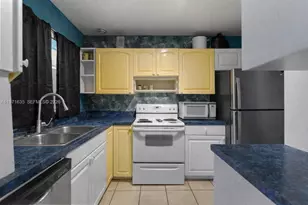 14264 SW 109th Ct, Miami, FL 33176 - Photo 9