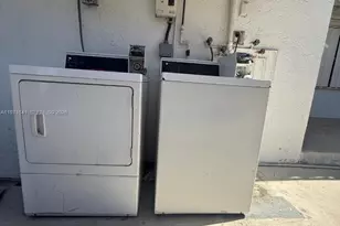 21 NW 59th St, Miami, FL 33127 - Photo 17