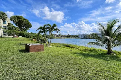950 NE 199th St #2H, Miami, FL 33179 - Photo 17