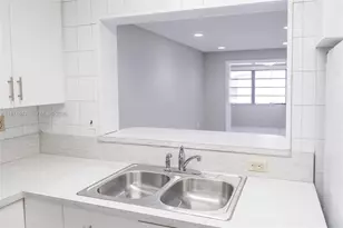 8480 SW 154th Cir Ct, Miami, FL 33193 - Photo 35