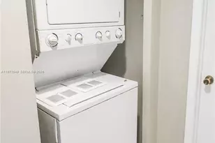 8480 SW 154th Cir Ct, Miami, FL 33193 - Photo 15