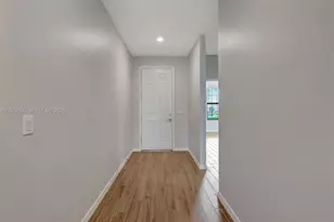 727 S E Boboli Way, Port Saint Lucie, FL 34984 - Photo 25