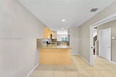 9840 NW 19th Pl, Sunrise, FL 33322 - Photo 3