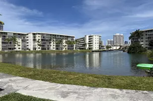 2903 Point E Dr, Aventura, FL 33160 - Photo 33
