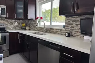 8424 Miramar Pkwy, Miramar, FL 33025 - Photo 23