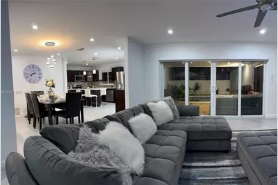 8424 Miramar Pkwy, Miramar, FL 33025 - Photo 15