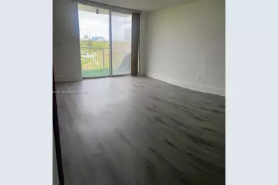 2000 NE 135th St #601, North Miami, FL 33181 - Photo 19