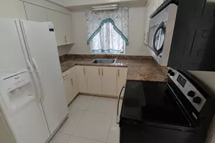 1465 NE 149th St, Miami, FL 33161 - Photo 13