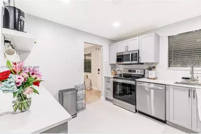 601 Ives Dairy Rd #00, Miami, FL 33179 - Photo 5