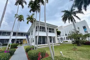 9490 E Bay Harbor Dr, Bay Harbor Islands, FL 33154 - Photo 15