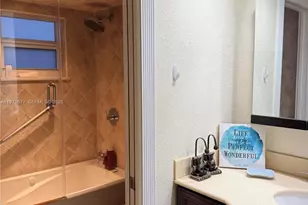 400 N Surf Rd, Hollywood, FL 33019 - Photo 7