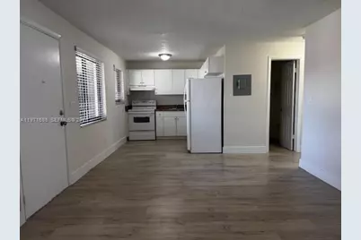 1345 W 28th St #16, Hialeah, FL 33010 - Photo 9