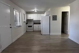 1345 W 28th St, Hialeah, FL 33010 - Photo 9