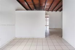 8461 SW 38th St, Miami, FL 33155 - Photo 9