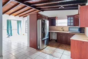 8461 SW 38th St, Miami, FL 33155 - Photo 13