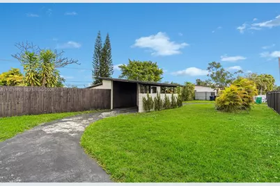 8461 SW 38th St, Miami, FL 33155 - Photo 7