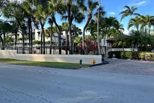 9001 SW 94, Miami, FL 33176 - Photo 1