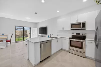 13410 SW 286th St, Homestead, FL 33033 - Photo 7