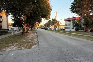 1401 NE 191st St, Miami, FL 33179 - Photo 33