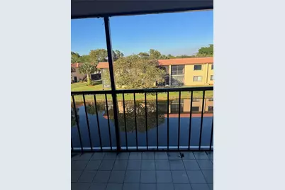 200 Lakeview Dr #313, Weston, FL 33326 - Photo 5