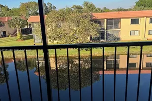 200 Lakeview Dr, Weston, FL 33326 - Photo 5