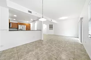 8999 NW 107 Ct, Doral, FL 33178 - Photo 11