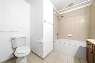 8999 NW 107 Ct, Doral, FL 33178 - Photo 31