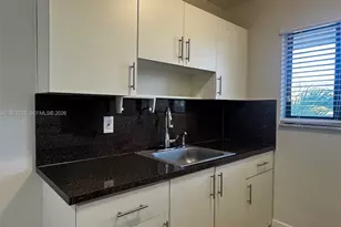 1330 W 29th St, Hialeah, FL 33012 - Photo 11