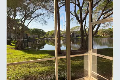 631 Cypress Lake Blvd #M17, Deerfield Beach, FL 33064 - Photo 11