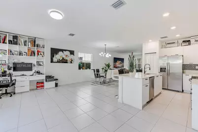 2369 NW 131st Cir, Miami, FL 33167 - Photo 13