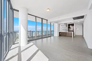 1100 Biscayne Blvd, Miami, FL 33132 - Photo 3