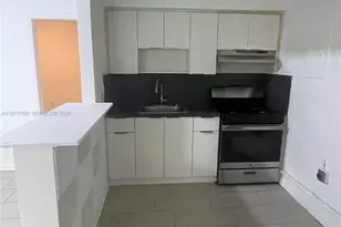 760 NE 122nd St, North Miami, FL 33161 - Photo 3