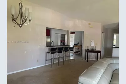 402 SW 158th Ter #201, Pembroke Pines, FL 33027 - Photo 9