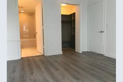 45 SW 9th St #2807, Miami, FL 33130 - Photo 13