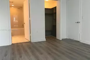 45 SW 9th St, Miami, FL 33130 - Photo 13