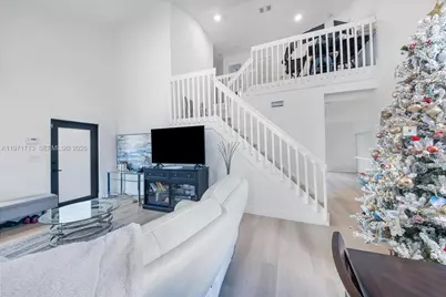 1140 SW 85th Ct, Miami, FL 33144 - Photo 13