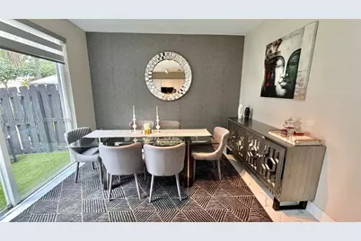 7876 NW 109th Path, Doral, FL 33178 - Photo 5