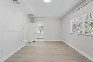 7876 NW 109th Path, Doral, FL 33178 - Photo 35