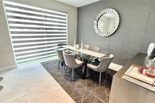 7876 NW 109th Path, Doral, FL 33178 - Photo 9