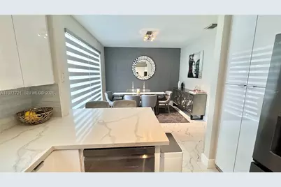 7876 NW 109th Path, Doral, FL 33178 - Photo 11