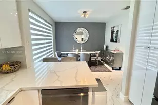 7876 NW 109th Path, Doral, FL 33178 - Photo 11